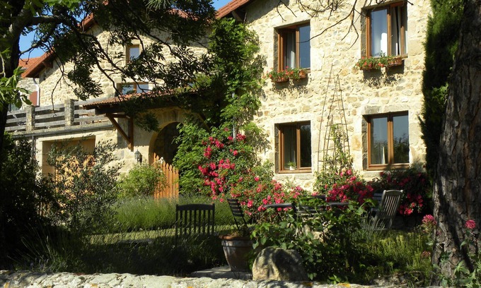 Hermitage-Tournonais-Herbasse-Pays de Saint-Felicien House | Guest rooms and table d'hôtes with swimming pool and jacuzzi