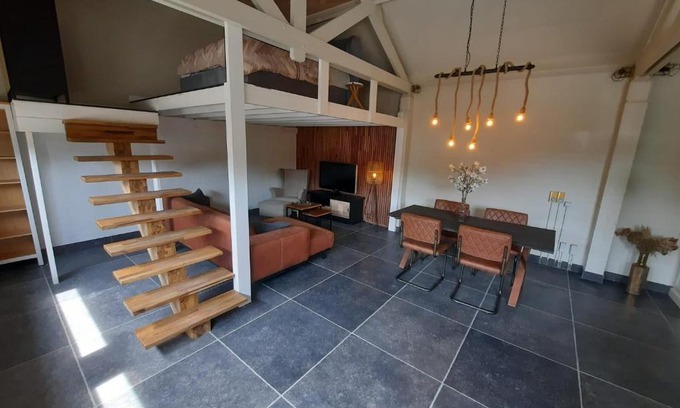 Lommel House | Guesthouse 66