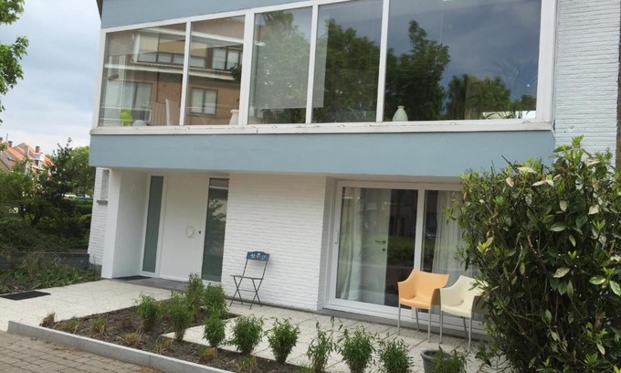 Mariakerke House | Guesthouse Poppies , Free Parking