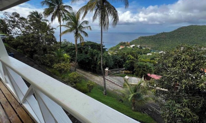 Marigot Bay Cottage | Guesthouse with amazing views!