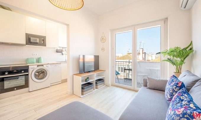 Falca Apartment | GuestReady - A charming stay near Alvalade