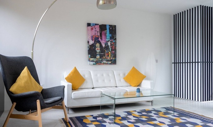 Merrion Apartment | GuestReady - Ballsbridge Lux House