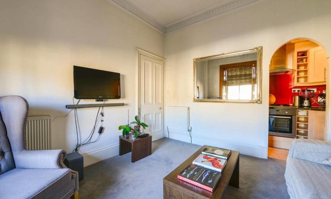Leith Apartment | GuestReady - Comfortable Flat Close To City Centre