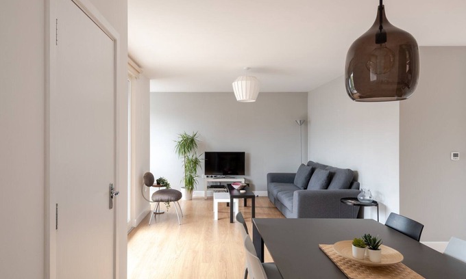 Bromley South Apartment | GuestReady - London Urban Retreat at East End