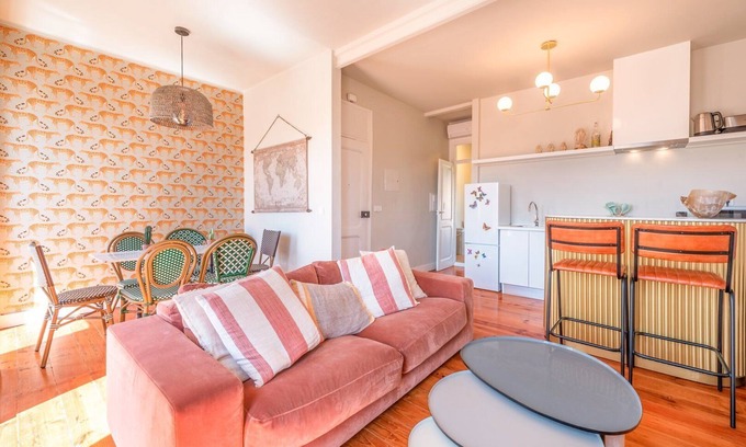 Alcantara Apartment | GuestReady - Orange Delight in Alcântara