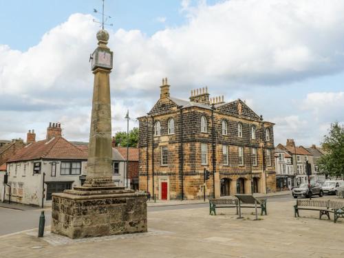 Guisborough Apartment | Guisborough Town Hall