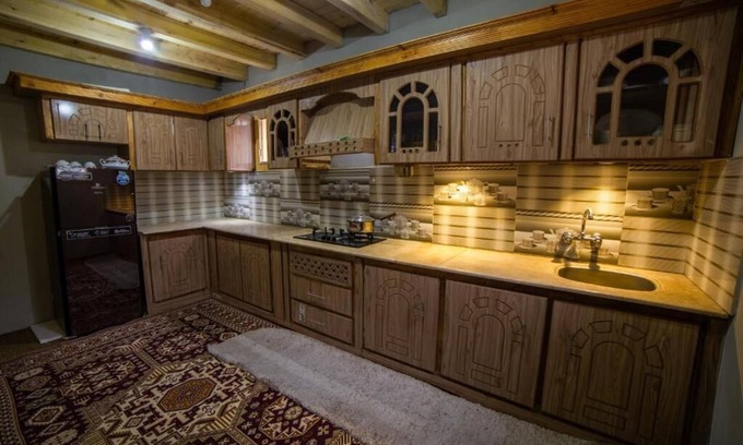 Gulmit Apartment | Gulbast House