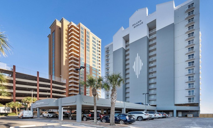 Gulf Shores Condo | Gulf Front Condo | Indoor/Outdoor Pool | Island Royale 403