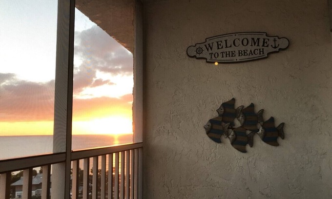 Bonita Springs Apartment | Gulf Views & Sea Breezes from Top Floor