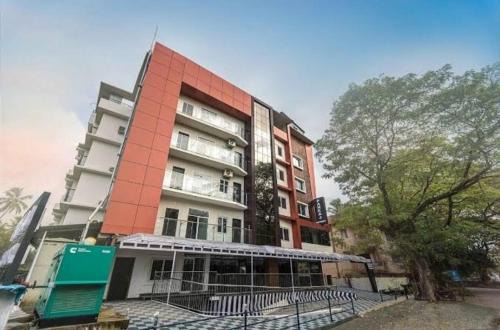 Kuppaayil Apartment | Guruvayoor Suits Pankaj Suits