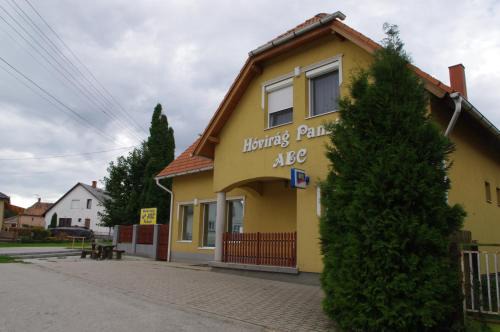Porva House | Hóvirág Panzió