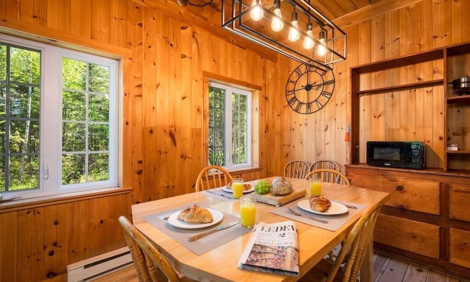 Les Eboulements House | Hôtel à la maison - Chalet des Brumes, nature et spa