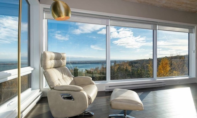 Saint-Joseph-de-la-Rive House | Hôtel à la maison - La Vue! Spa et fleuve