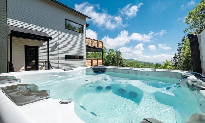 Saint-Joseph-de-la-Rive Ski Chalet | Hôtel à la maison - Le Visionnaire, spa et vue