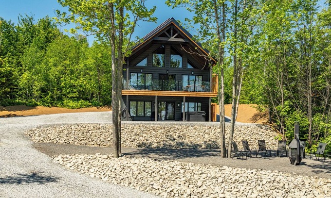 Saint-Joseph-de-la-Rive House | Hôtel à la maison - Où l'on se crée des souvenirs