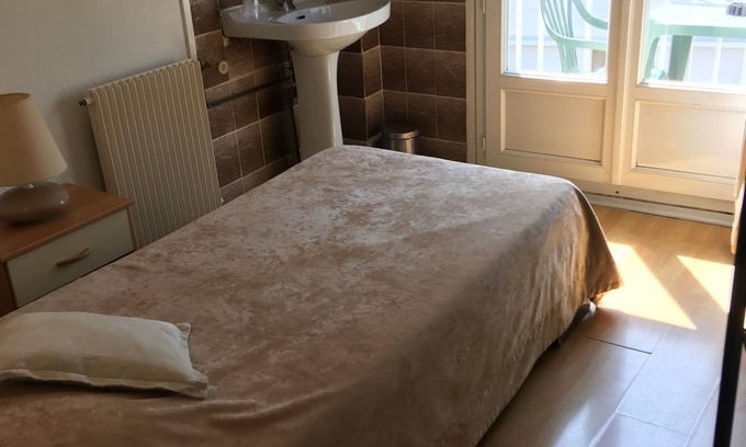 Saint-Valery-en-Caux Hotel | Hôtel De La Poste