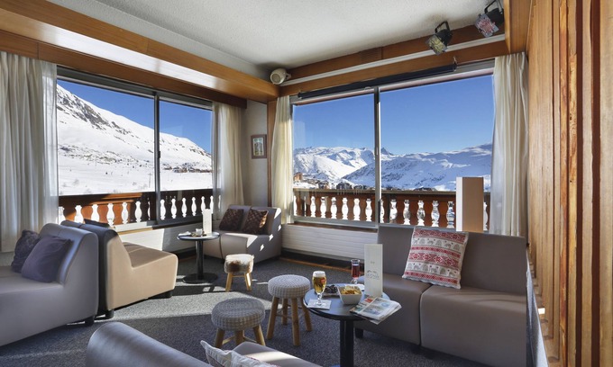 Cognet Hotel | Hôtel Eliova - Le Chaix
