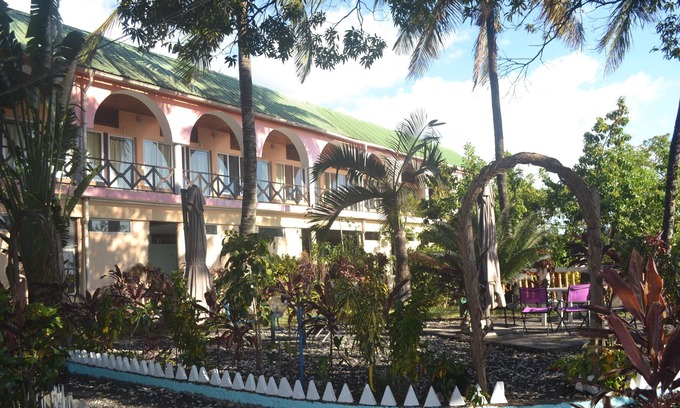 Moroni Hotel | Hôtel Les Arcades