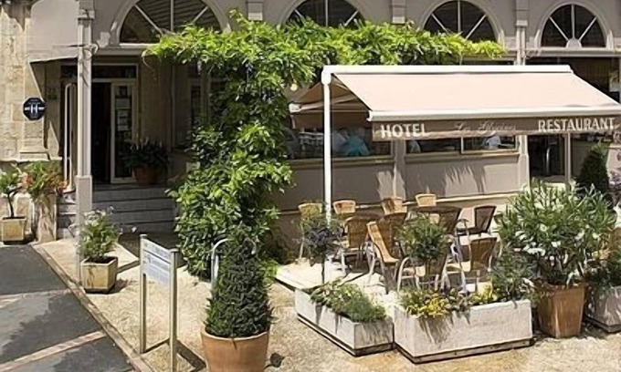 Melle Hotel | Hôtel les Glycines