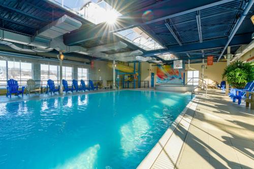Ste. Foy Hotel | Hôtel Must Aéroport de Québec par JARO