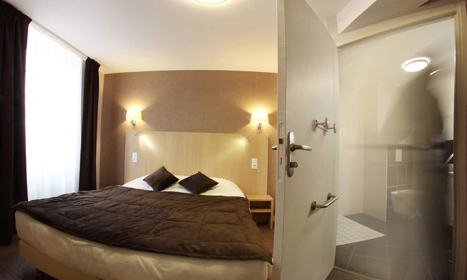 Sauxillanges Hotel | Hôtel Restaurant de l'Abbaye