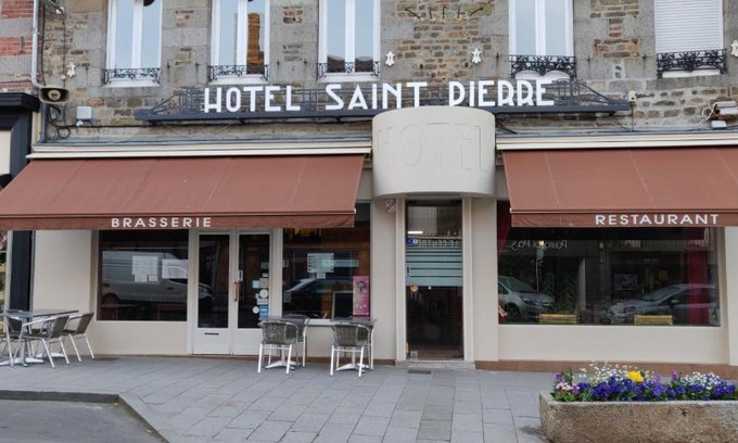 Villedieu-les-Poeles Hotel | Hôtel Saint - Pierre