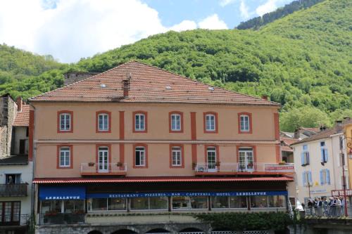 Tarascon-sur-Ariege Hotel | Hôtel Terranostra