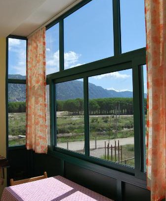 Velipoje House | H and H Guesthouse