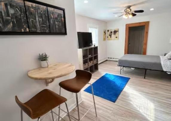 Stamford Apartment | H3 Studio Bedroom Downtown Stamford