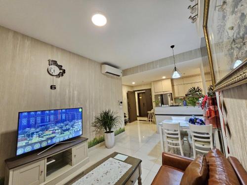 Bach Dang Riverside Apartment | Ha Home 2
