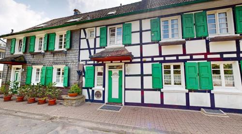 Haan Apartment | Haan-Ferienwohnung