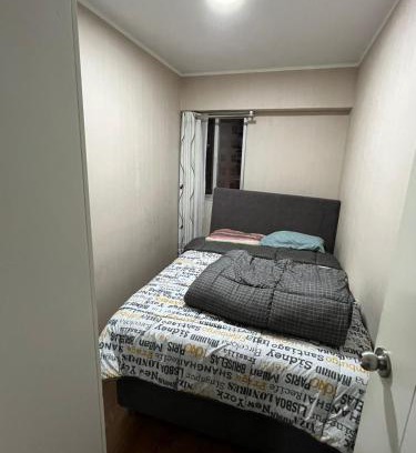 Pueblo Libre House | Habitación con cama matrimonial en dpto tipo roomie