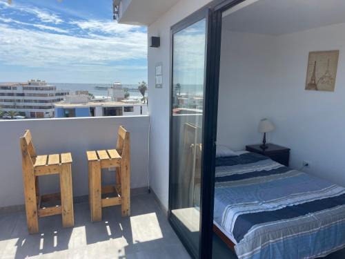 Pimentel Apartment | Habitación con Terraza Vista al Mar