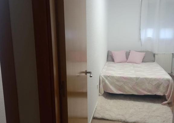 Mostoles Other | Habitación en apartamento compartido