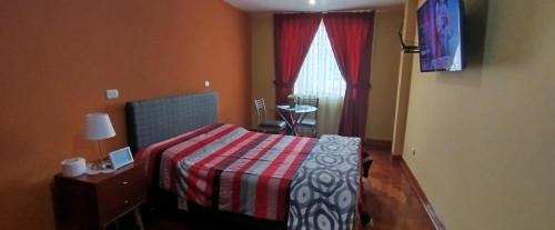 Santiago de Surco Apartment | Habitación privada, TV y WIFI cerca a Barranco - H3
