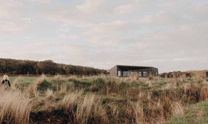 Ocean Beach Ski Chalet | HABITAT - Chalet West