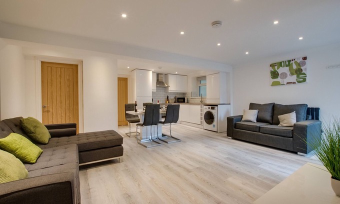 Riverside Apartment | Hafan y Ddinas Cardiff Apartment 1