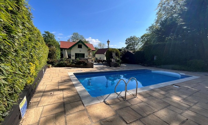 Hensol Cottage | HAFOD LODGE, family friendly, luxury holiday cottage in Pontyclun