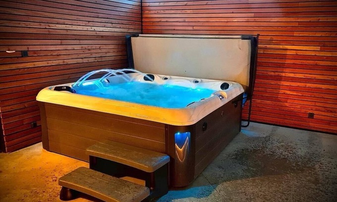 Hamois Bed & Breakfast | Haie Jad'Ô Wellness Suite with sauna and jacuzzi