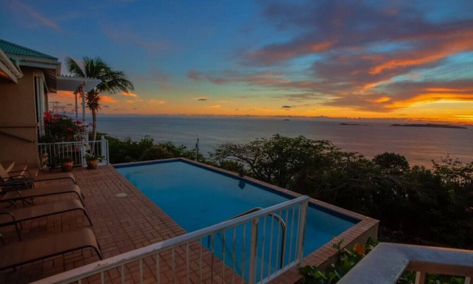 Great Cruz Bay Villa | Hale Lani Villa - breathtaking views Tesla backup power