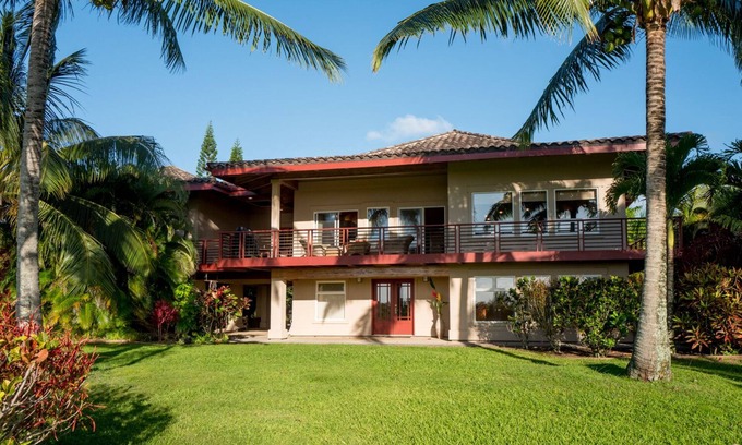 Hamakuapoko House | Hale Pola'i - House of Peaceful Night - Licensed with Maui County STPH2014-0006