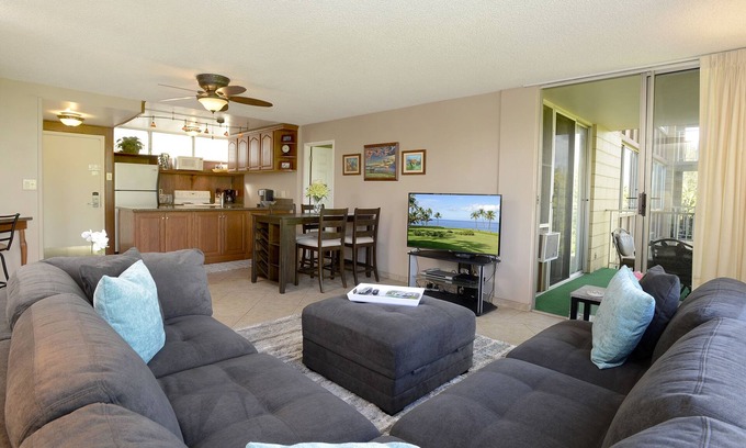 Kihei Condo | Haleakala Shores A309 | 2 Bed, 2 Bath