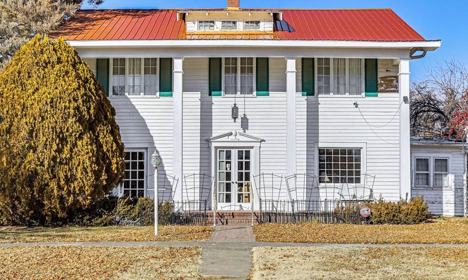 Atwood House | Half-Mi to Atwood Lake: Spacious Home!