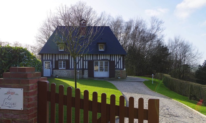 Grangues House | Half-timbered house fully restored for 4/6 people
