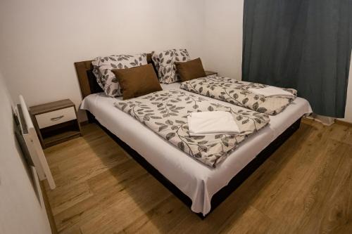 Levelek Apartment | Halfarock Üdülőház