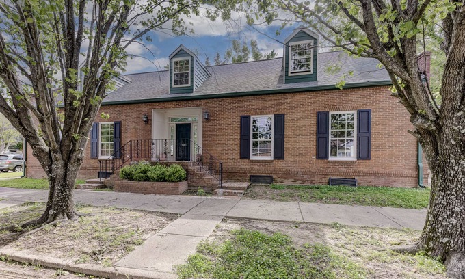 Vicksburg Hotel | Halpino