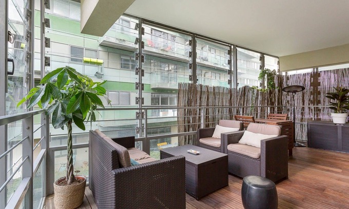 Grand Lyon Apartment | Hamac Suites - Le confluence terrace garage - 4p