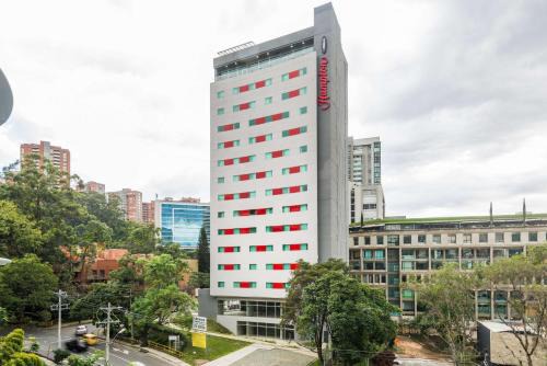 Alejandria Hotel | Hampton by Hilton Medellin
