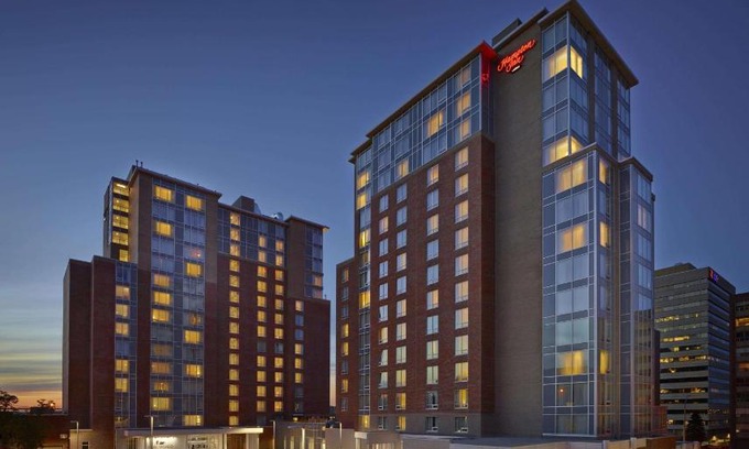 Downtown Halifax Hotel | Hampton Inn by Hilton Halifax Downtown