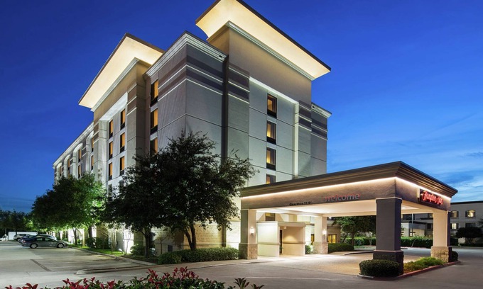 Las Colinas Hotel | Hampton Inn Dallas-Irving-Las Colinas